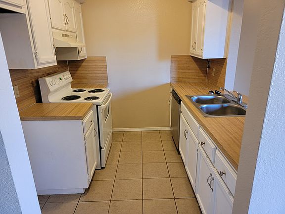 4th image of 8235 N 117th East Ave