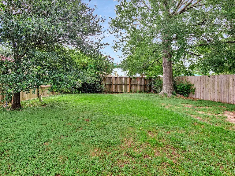 6842 Moss Boulder Dr — Photo 26