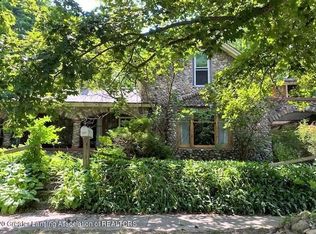 627 N Sheldon St, Charlotte, MI 48813