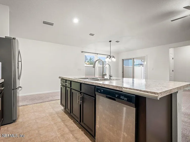 8123 Barley Way — Photo 8