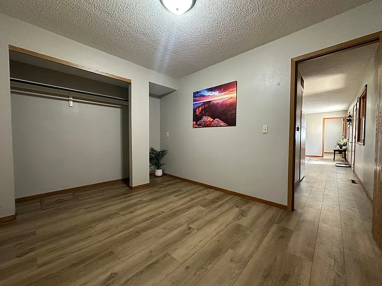 322 S Washington St — Photo 17