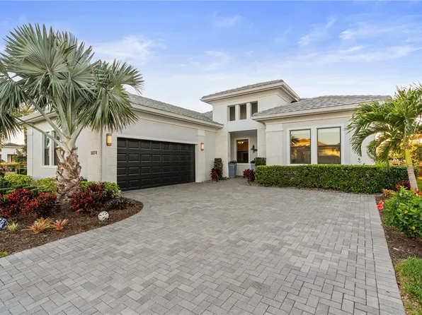 5074 Surfside Cir, Lakewood Ranch, FL 34211