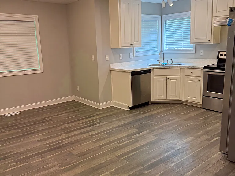 Cottage Grove Pl — Photo 44