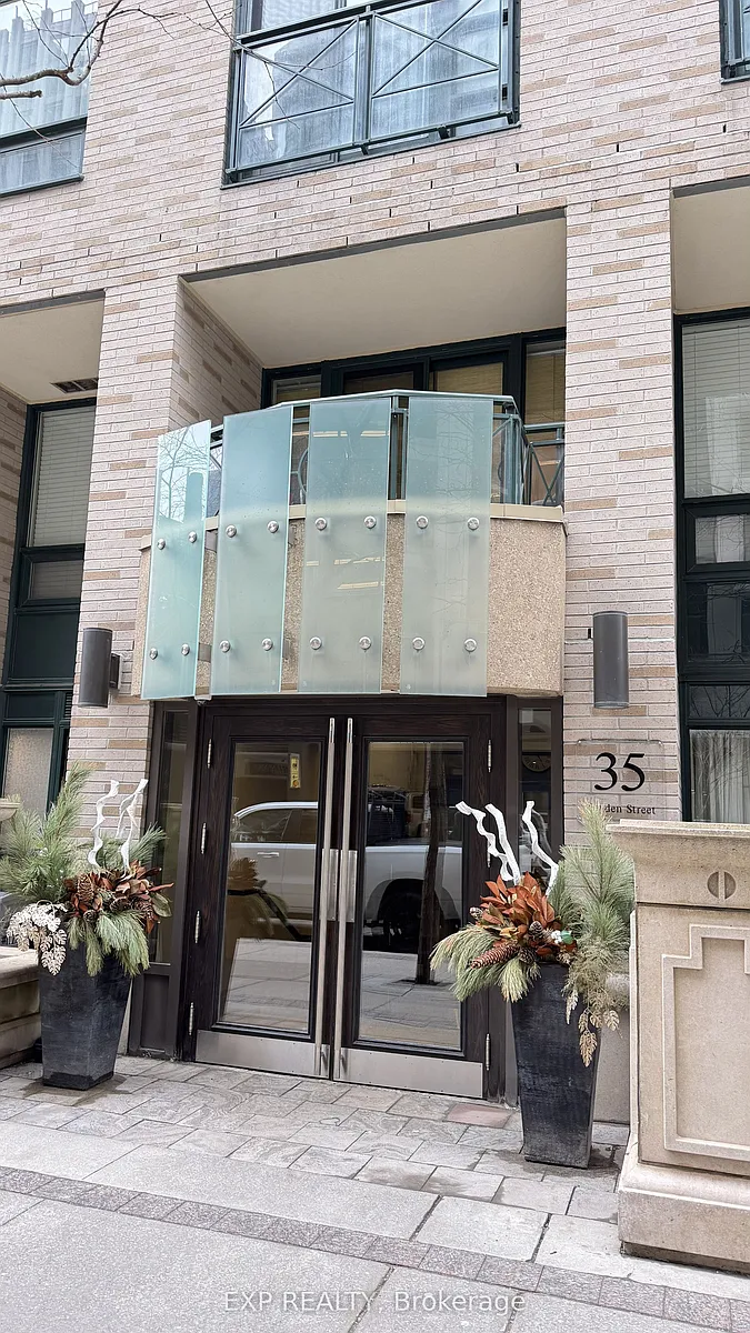 Building Photo - 35 Hayden St #1408