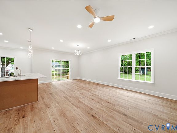 2nd image of 831 Green Ridge Dr