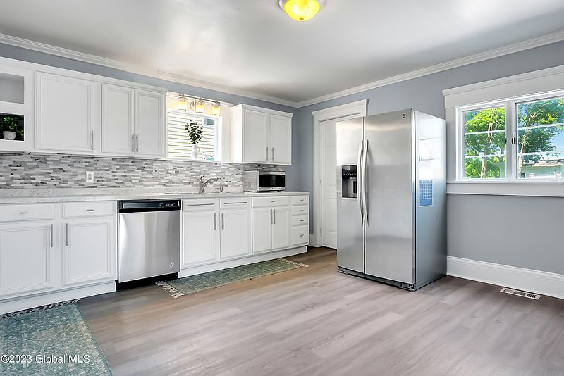 3rd image of 117 Hoosac Street
