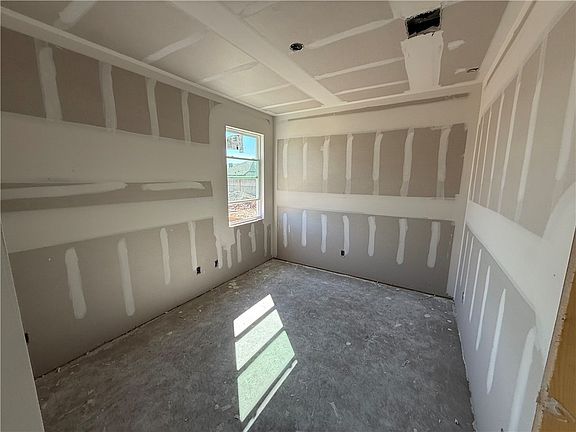 2nd image of 2215 Terrilyn Ct