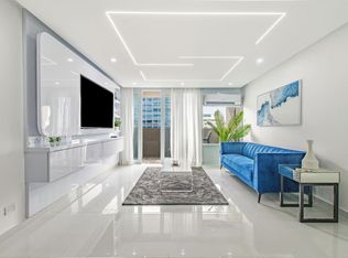 Condominio Ocean Tower Avenida Isla Verde #5757, Carolina, PR 00979