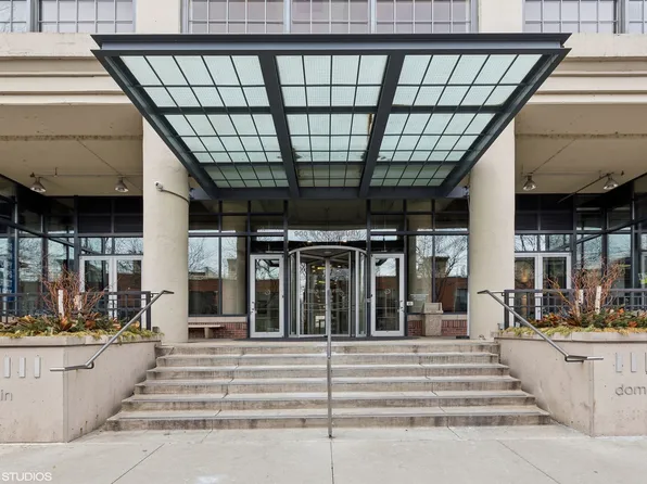 900 N Kingsbury St APT 876, Chicago, IL 60610