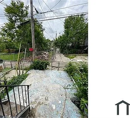 1724 N Pulaski St — Photo 17