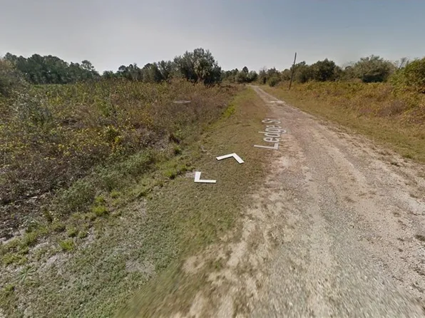 712 Ledge ST, LEHIGH ACRES, FL 33972