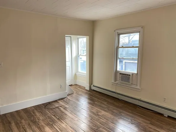 20 Amity St, Paterson, NJ