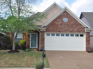 10136 Cross Valley Dr, Cordova, TN 38018