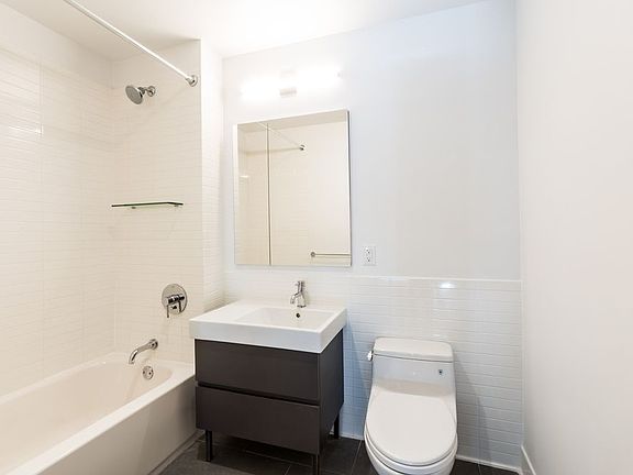 5th image of 60 Water St APT 1500