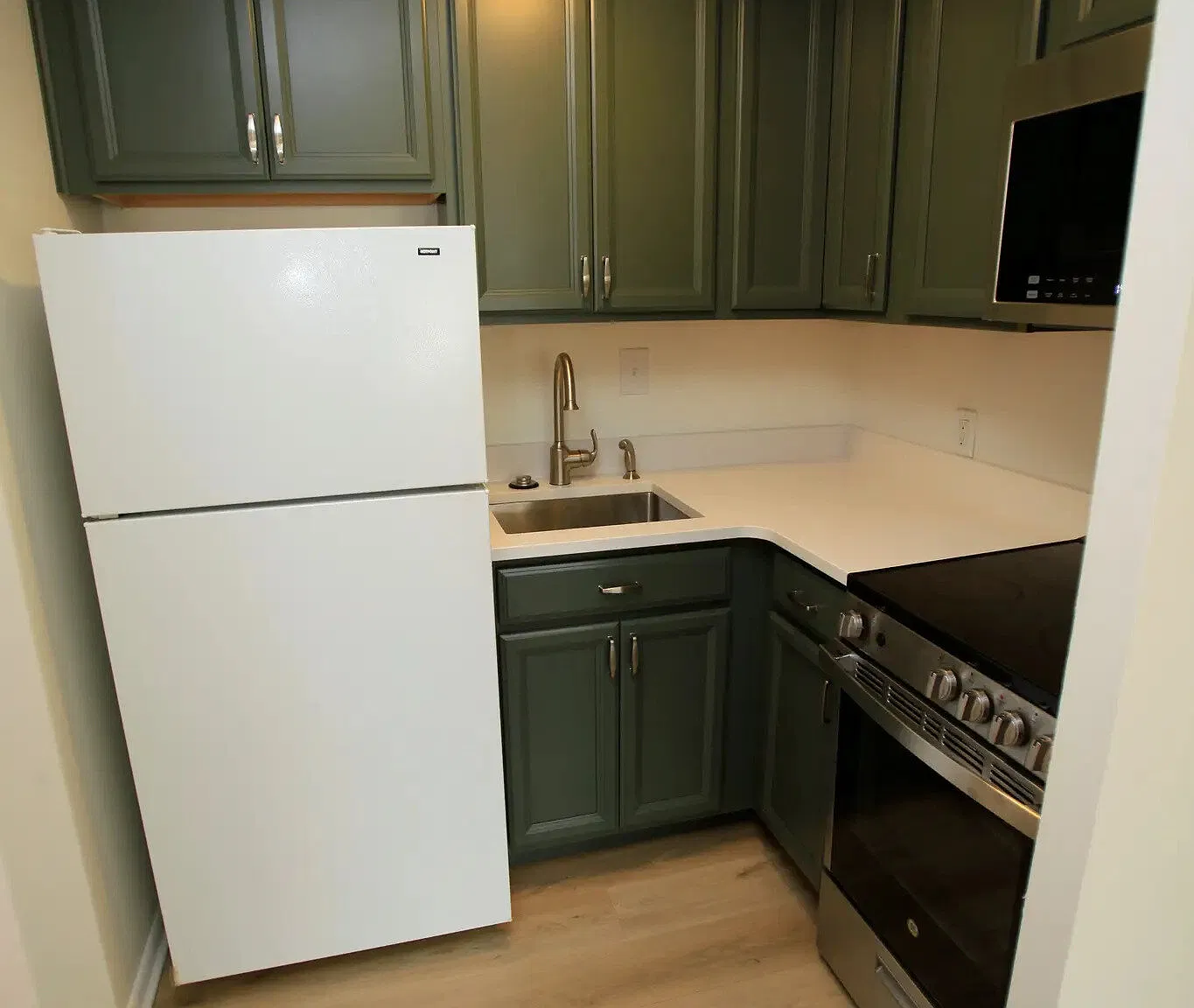 1 bed, $1,750 — Photo 3