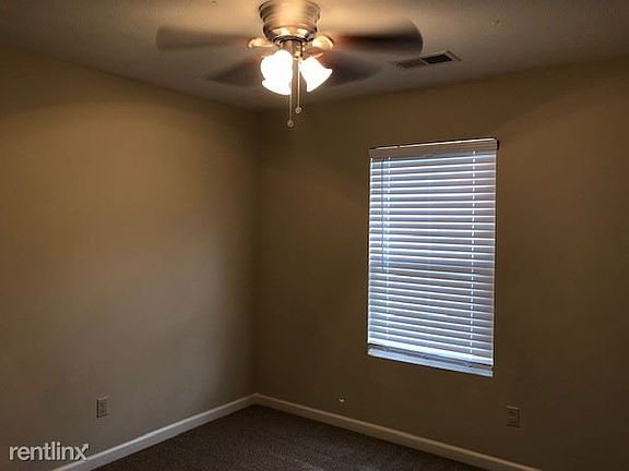 40 Brighton Village Loop.05