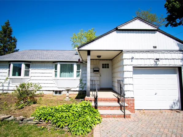 650 Bryant Street, East Meadow, NY 11554