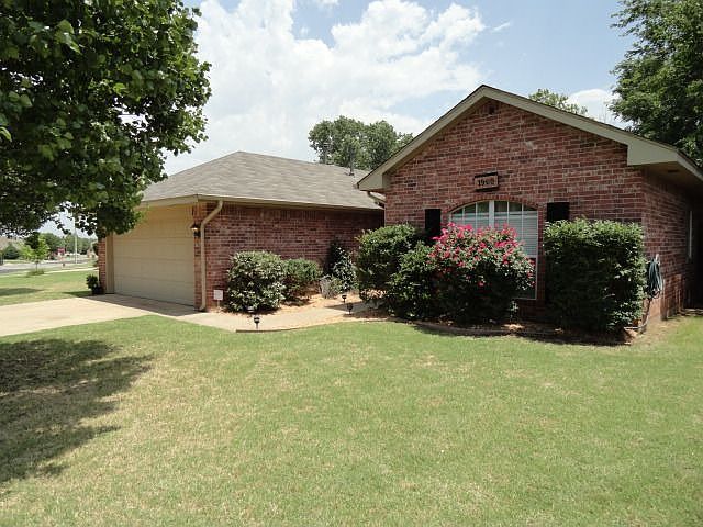 1st image of 1909 Delancey Dr