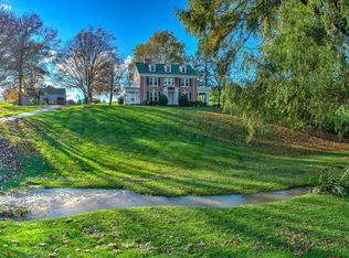 8098 Crescent Rd, Glade Spring, VA 24340