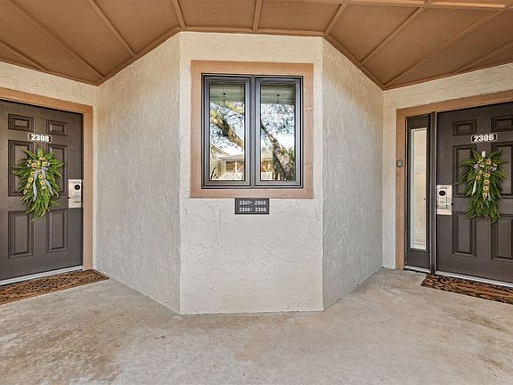 2nd image of 2306/2308 Boxwood Ln