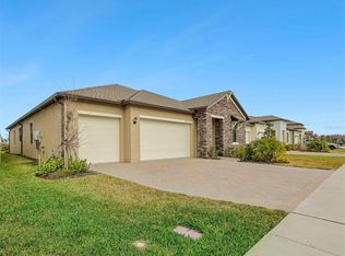 8796 Little Bluestem Dr, Land O Lakes, FL 34637