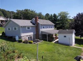 1734 3rd St, Connellsville, PA
