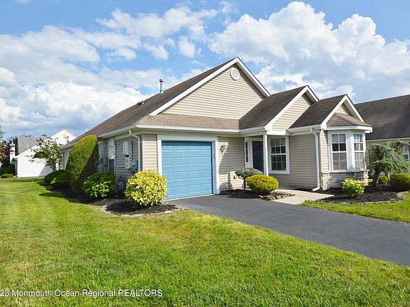 2nd image of 3616 Vicari Avenue