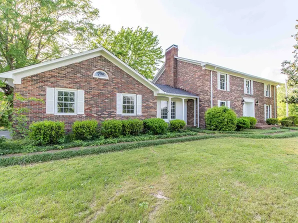 9595 Clifton Rd, Savannah, TN 38372