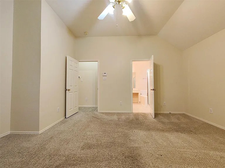 7127 Bristol Ridge Dr — Photo 14