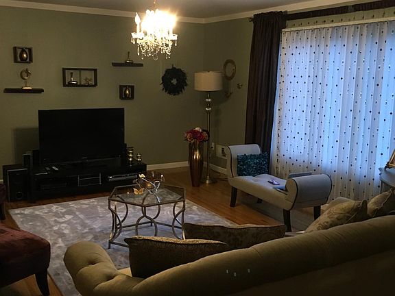 2nd image of 636 Milton Ave #2