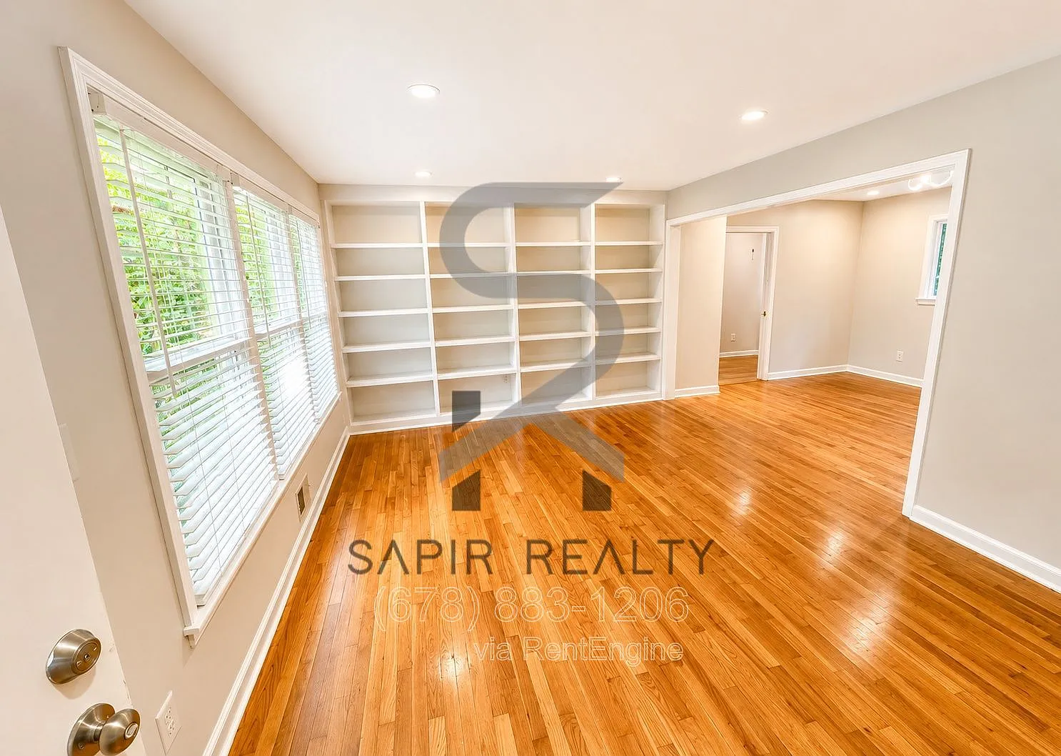 5 bed, 3.0 bath, 2106 sqft, $3,750 — Photo 2