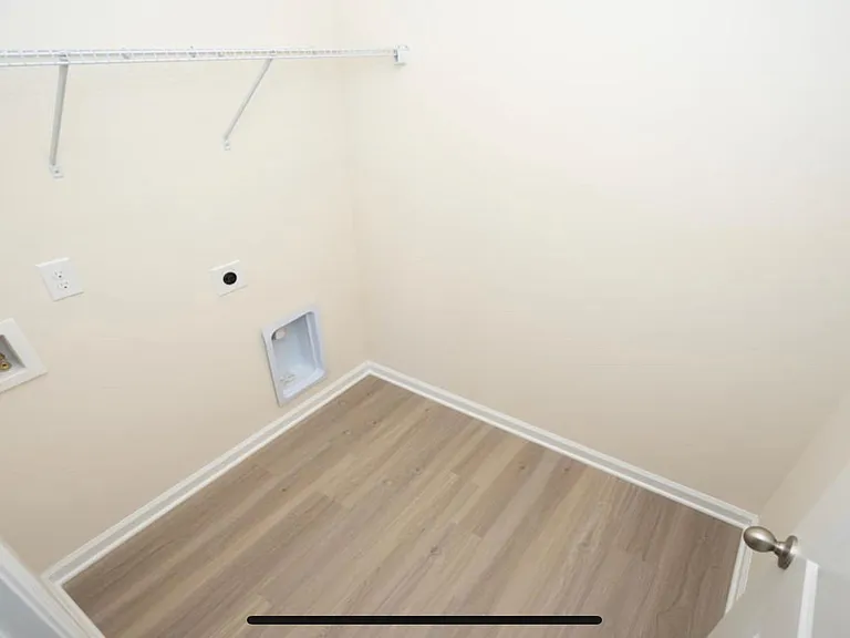 827 Green Garden Way — Photo 7