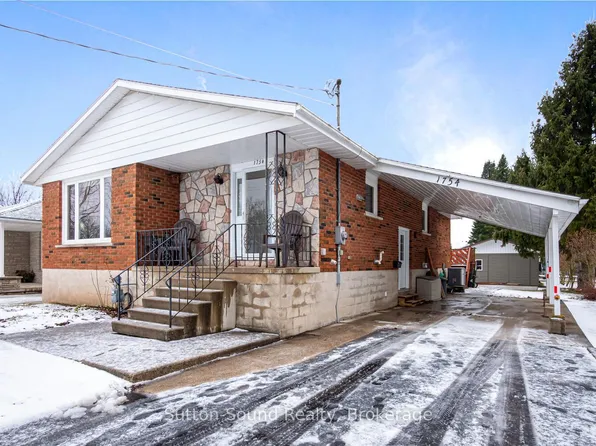 1754 6th Ave E, Owen Sound, ON N4K 2V8