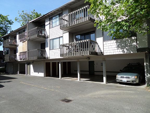 2nd image of 2141 N 113th St #204