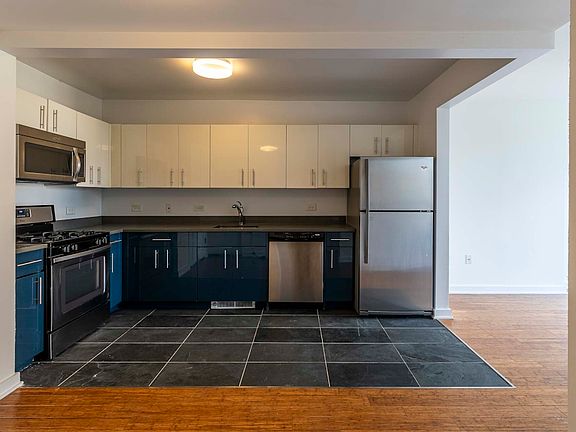 3rd image of 101 Avenue D APT 6J