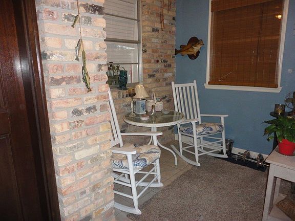 4th image of 1807 Buena Vista St