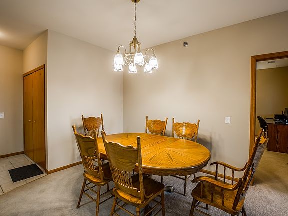 3rd image of 301 Harbour Town Dr APT 317