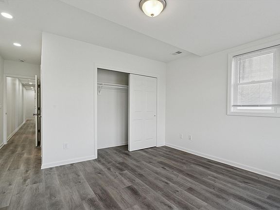 5th image of 146 Nassau St #33