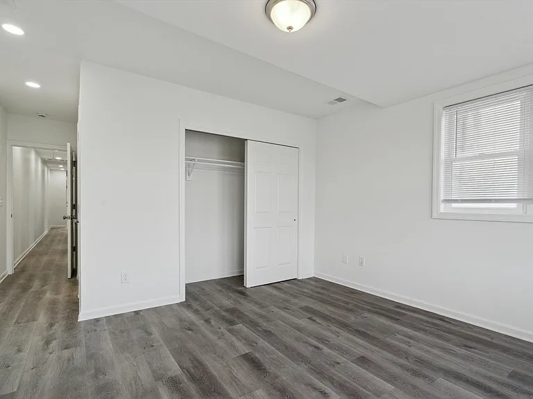 146 Nassau St #33 — Photo 5