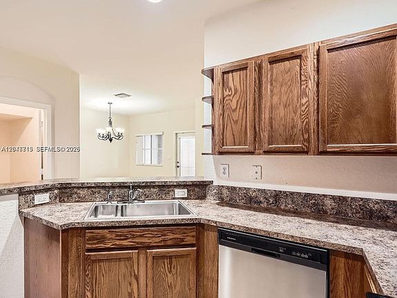 4th image of 13945 SW 279th Ln #13945