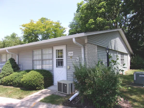 7424 Clarendon Ct #83, Fox Lake, IL 60020