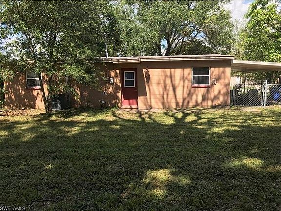 3rd image of 915 Poinsettia Dr