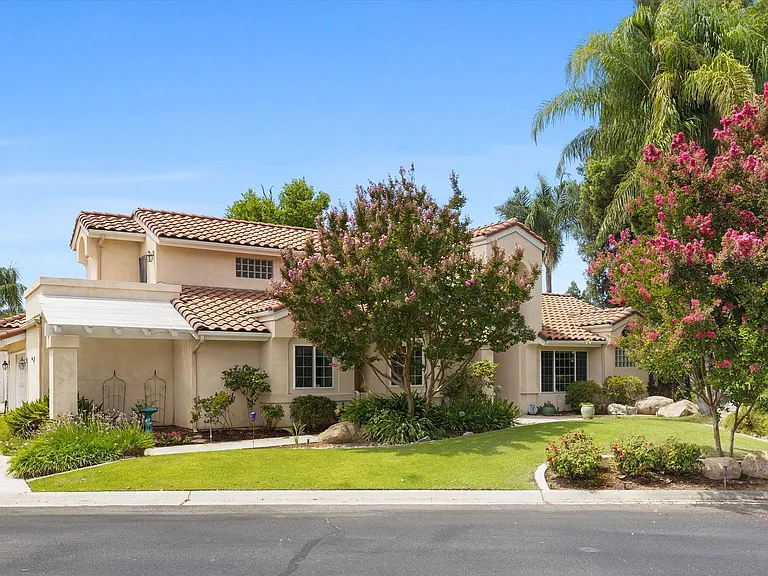 6016 Kings Canyon Dr — Photo 3