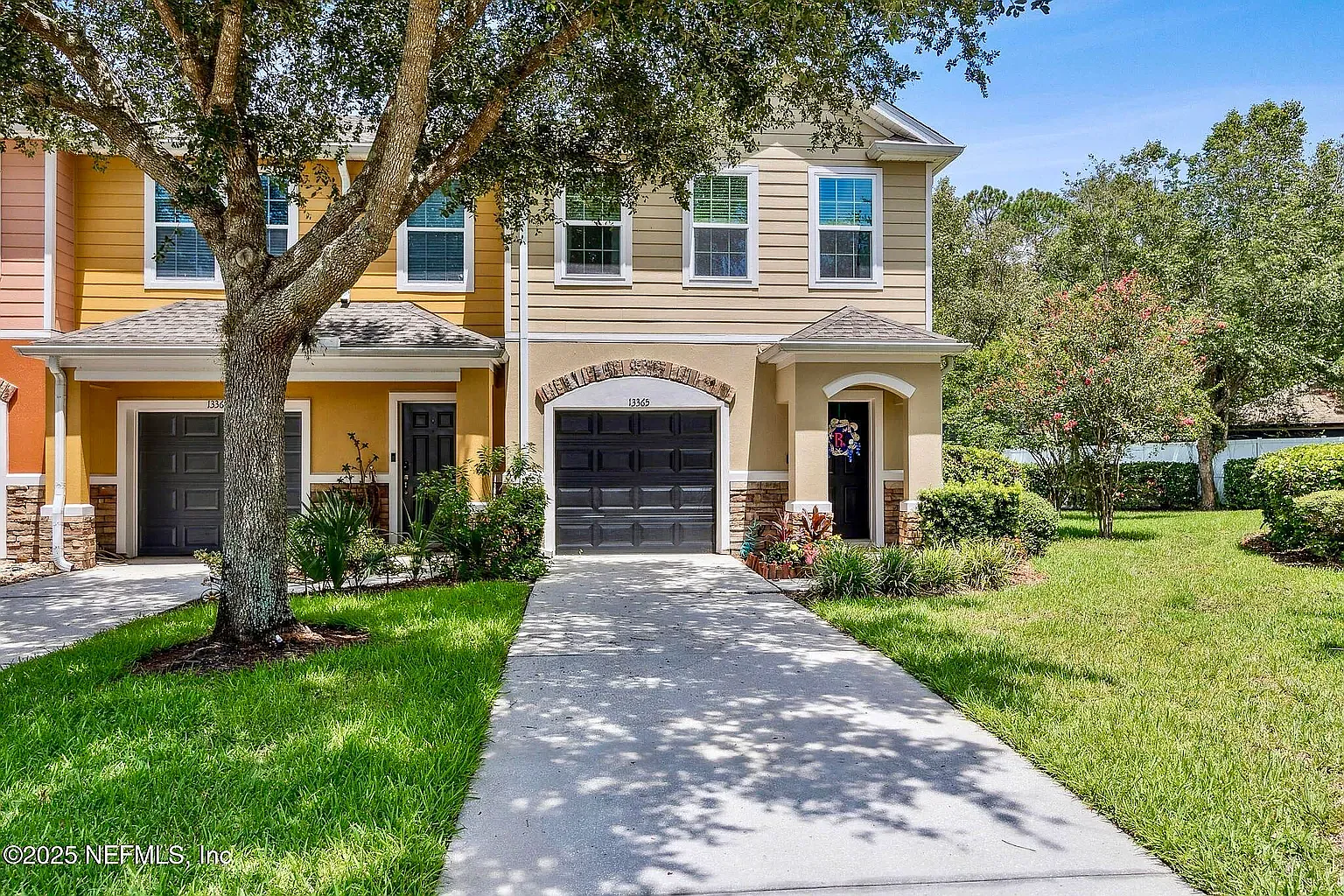 3 bed, 1480 sqft, $2,200 — Photo 1