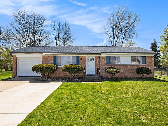 4th image of 113 Birch Ln