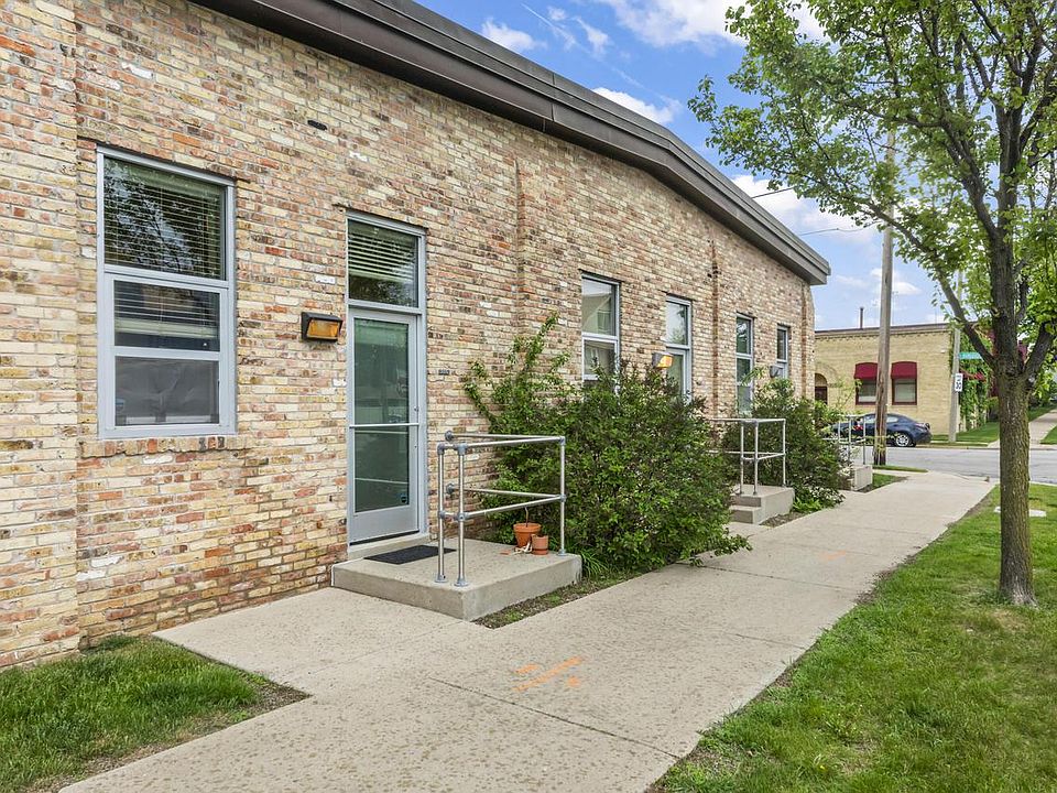1st image of 3059 N Weil STREET #110