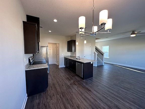 2nd image of 864 Grayson Ave