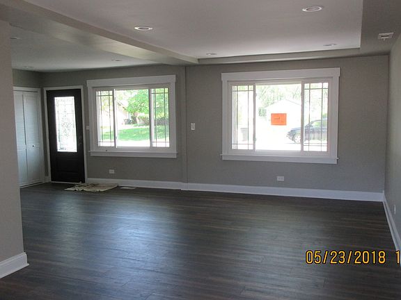 3rd image of 70 Maricopa Ln