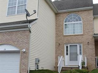 15 Wordsworth Ct, East Windsor, NJ 08520