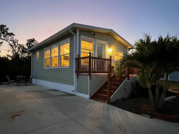 962 Sitka Trl, Fort Myers Beach, FL 33931